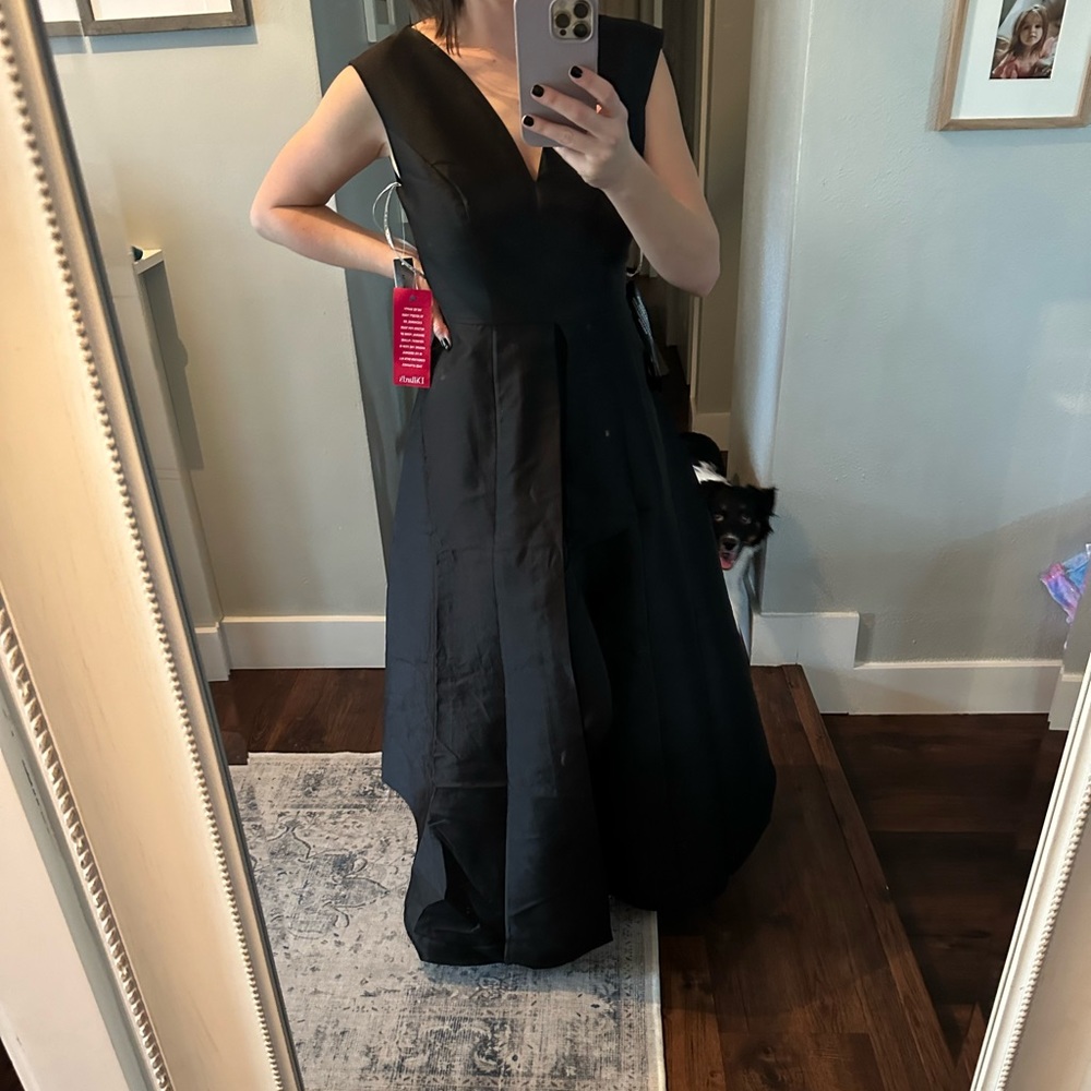 NWT Kay Unger Black Walk Thru Jumpsuit Brooklyn Size 4 - Picture 2 of 8
